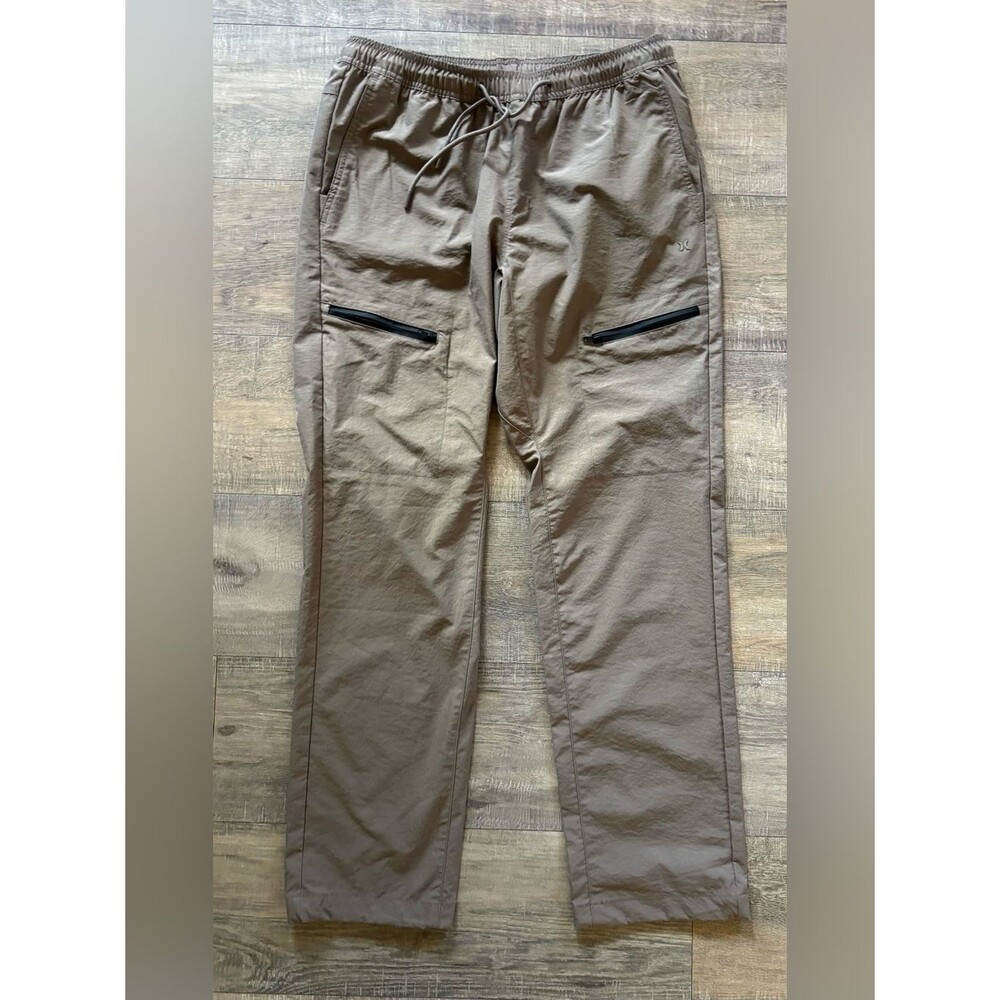 Hurley men’s size medium khaki brown pull on straight let performance pants